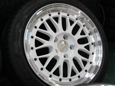 【車種】トヨタ　クラウン　セルシオ　センチュリー　マークX【ホイール】BBS　LM　リミテッドスタイル　WBP-SLD　専門業者後塗りパールホワイト【タイヤ】弊社指定輸入タイヤ （港北店）