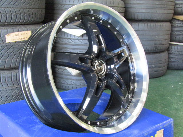 【車種】トヨタ【ホイール】嘉衛門オリジナル Kフォース D－15 トヨタ車専用設定品 未使用品【タイヤ】ピレリ ドラゴンスポーツ （港北店）