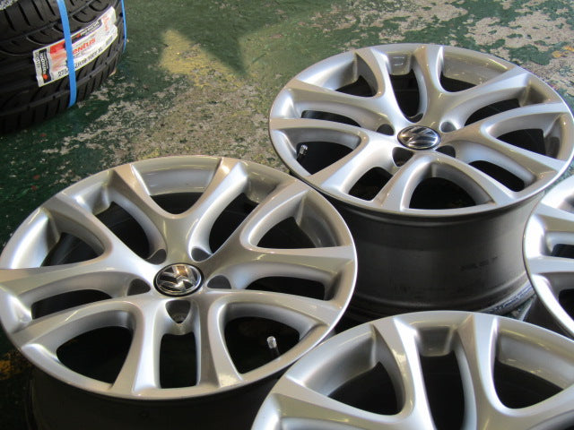 【車種】フォルクスワーゲン　シロッコ【ホイール】フォルクスワーゲン　13C系　シロッコTSI純正【タイヤ】MINERVA（ミネルバ）F205 （港北店）