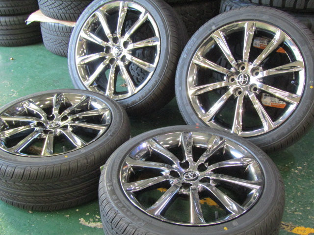 【車種】トヨタ【ホイール】トヨタ　130系　マークX　250RDS純正【タイヤ】ピレリ　ウインターアイスアシンメトリコPlus （港北店）